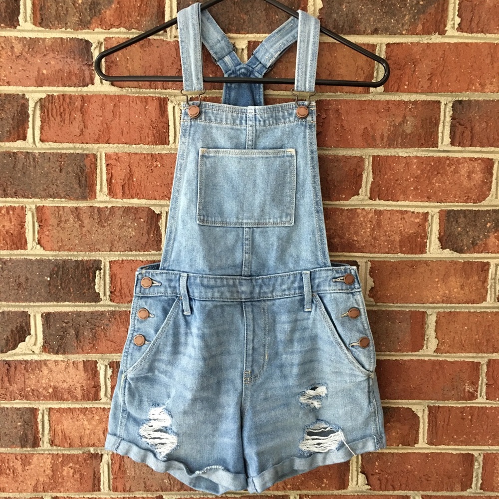 Hollister High Rise Mom Short Overall 4" Vintage Stretch Distressed Denim